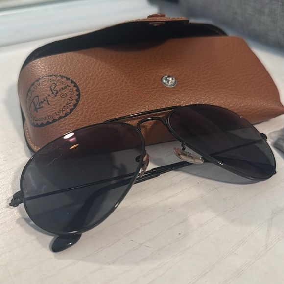 Ray Ban sunglasses for sale, great condition. Like new